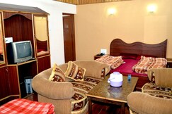 Kasauli Hotel Puri, Kasauli Kasauli Hotel Puri, Kasauli