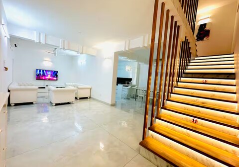 White House 3bhk Villa Sky View Theatre Jacuzzi