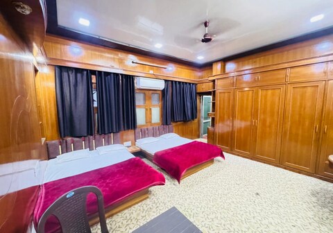 Millionaire Hotel