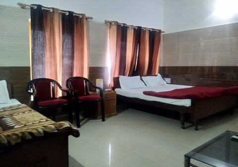 Hotel Chand Jammu