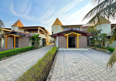 Marine beach villa resort