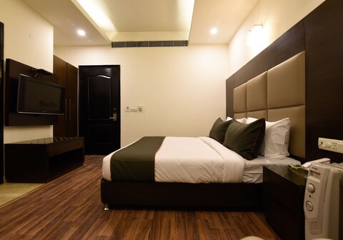 Hotel O Venkata Sai Sadan Mathrusree Nagar