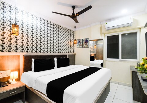 Super Townhouse Shamshabad Paradise Formerly Blue Petals Hotel