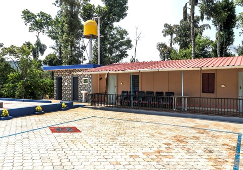 Giridharshini Homestay