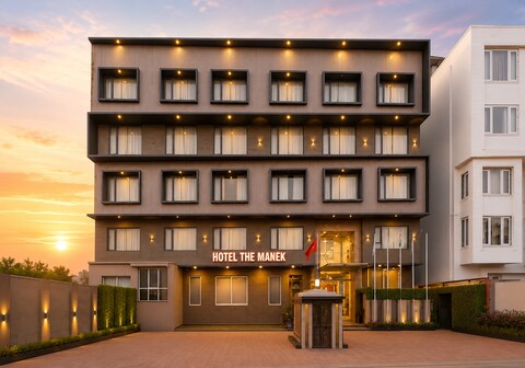 HOTEL MANEK THE OCEAN VIEW