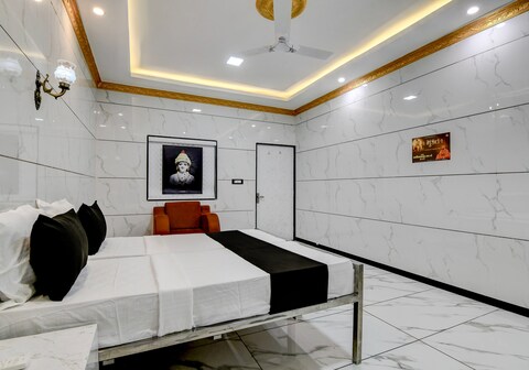 Hotel O Nilkanth Nivas