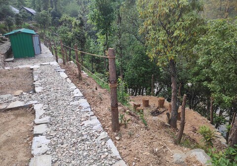 Happy Riverside Camps | Rooms & Guided Treks