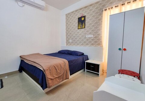 StayMazing Ferndale | 1,2 & 3 BHK Boutique AC Apartments