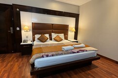 Hotel Geet Deluxe, Delhi Hotel Geet Deluxe, Delhi