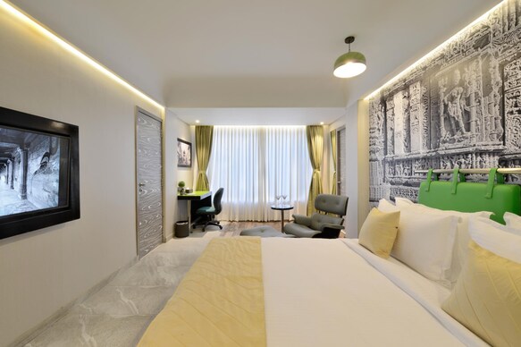 Regenta Central Antarim