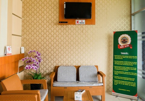 Hotel O Mandiri Guest House Syariah