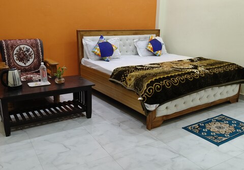Sri Narayan Home Stay