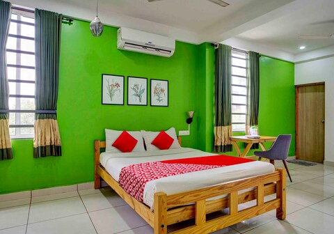 Hotel O New Famy Home