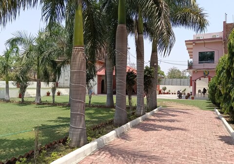 Hotel Gomti Palace Orchha