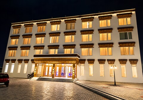 Hotel Dekiling Marketed by Eastlynn Collections