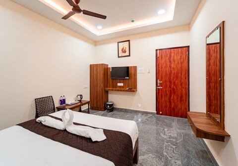 Vasantham Residency