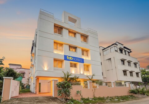 FabHotel Atithi Regency Home Stay