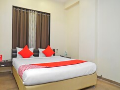 OYO 23524 Shades Of Royal, Ahmednagar OYO 23524 Shades Of Royal, Ahmednagar