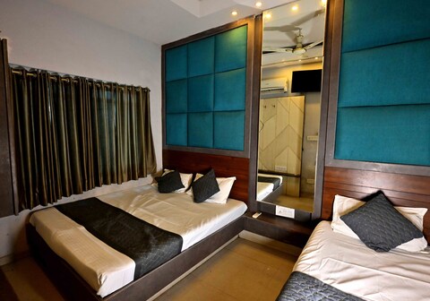 Agrawal Hotel And Lodge