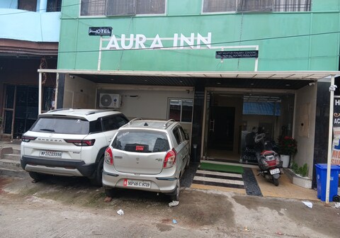 hotel Aura inn railway station