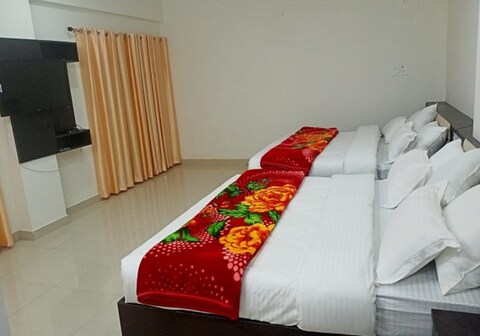 Hotel Nirvanam