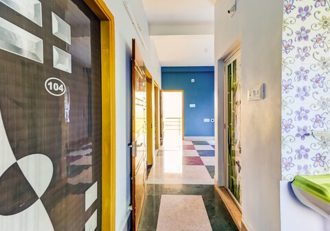 SPOT ON Hotel Aradhya