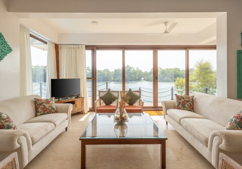 Rainforest Casa Do Rio 3BHK Riverfront Private Pool Villa