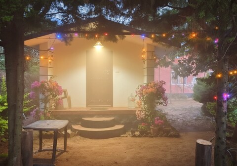 Edenwood Retreats Madhama Mudhouse