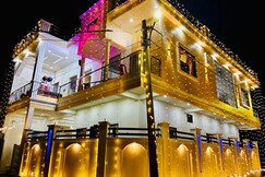 Krishnam Niwas  Family home near Ram Mandir 1 5 km, Ayodhya Krishnam Niwas  Family home near Ram Mandir 1 5 km, Ayodhya
