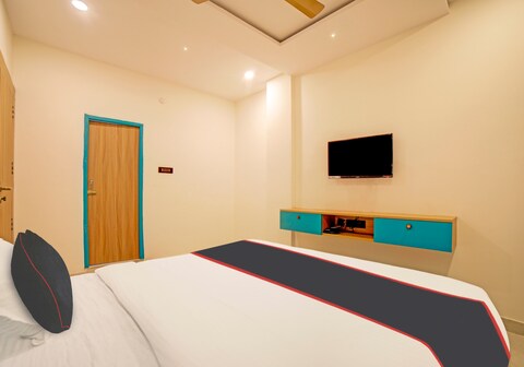 Collection O Lakeview Castle