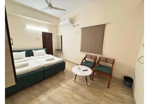 FabHotel BNB Suites