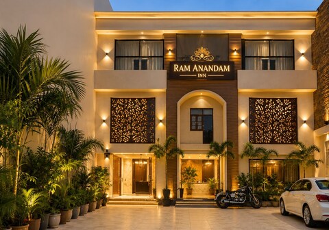 RAM ANANDAM INN