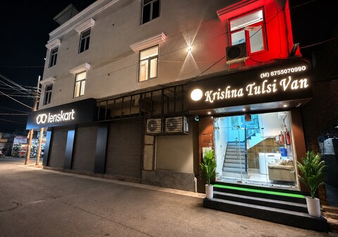 Hotel Krishna Tulsi Van - Near Bankey Bihari & ISKCON