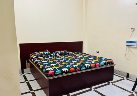 Hotel O Chandra palace