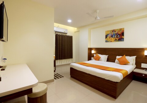 Ajinkya Lodge