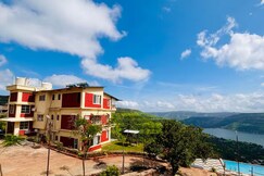 Paramount Vinayaka 3BHK lake view infinity pool (Ground Floor), Mahabaleshwar Paramount Vinayaka 3BHK lake view infinity pool (Ground Floor), Mahabaleshwar
