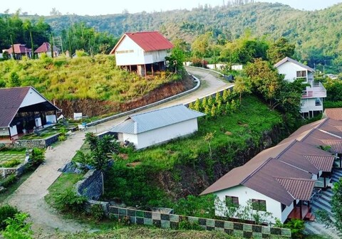 Nirvana Cottages Moolakkada