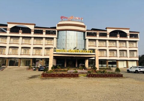 FabHotel Prime Shree Palace
