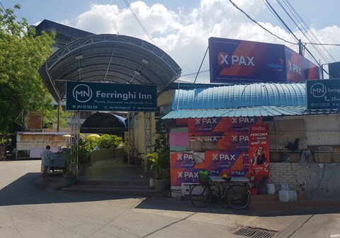 OYO 90011 Mn Ferringhi Inn