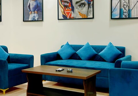 Jewel Nook 2BHK Balcony WiFi 101