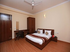 OYO 11600 Hotel Cosy Tree, Delhi OYO 11600 Hotel Cosy Tree, Delhi