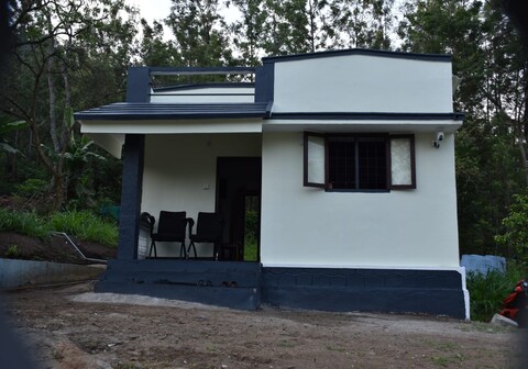 Pambaar river view Homestay