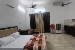 Neelambar Homestay, Varanasi Neelambar Homestay, Varanasi