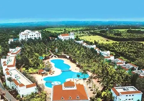 The Golden Palms Hotel & Spa