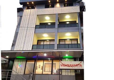 Hotel Vighnaharta Palace