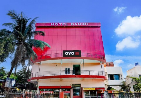 Hotel O BAHINI
