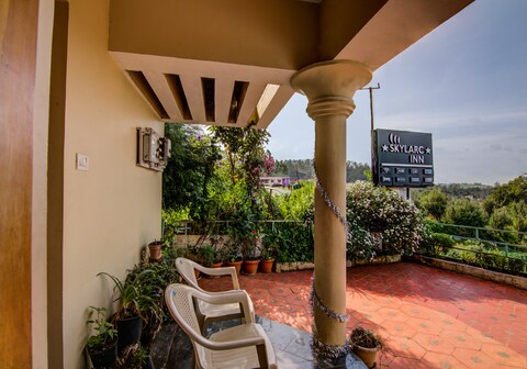 Skylarc Inn | Rooms & Caretaker