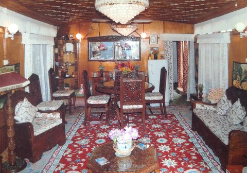 Houseboat New Melbourne