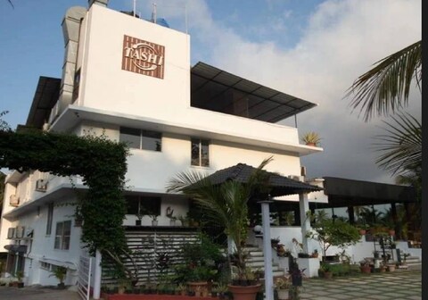Tashi Hotel and Party Lounge