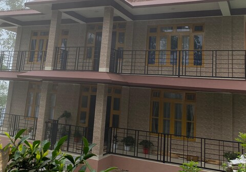 Delo Dalaxy homestay